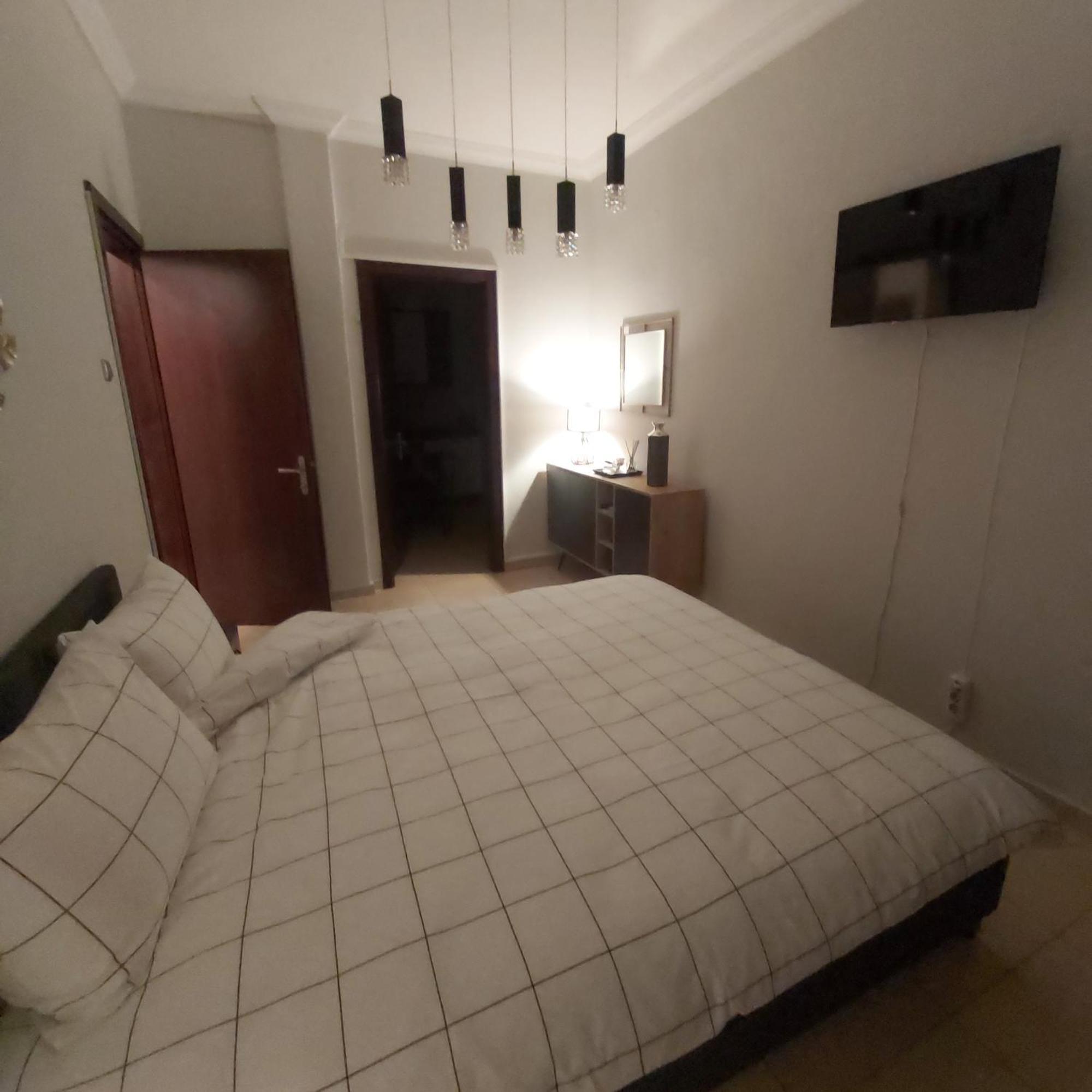 Vaggoula's Luxury 1