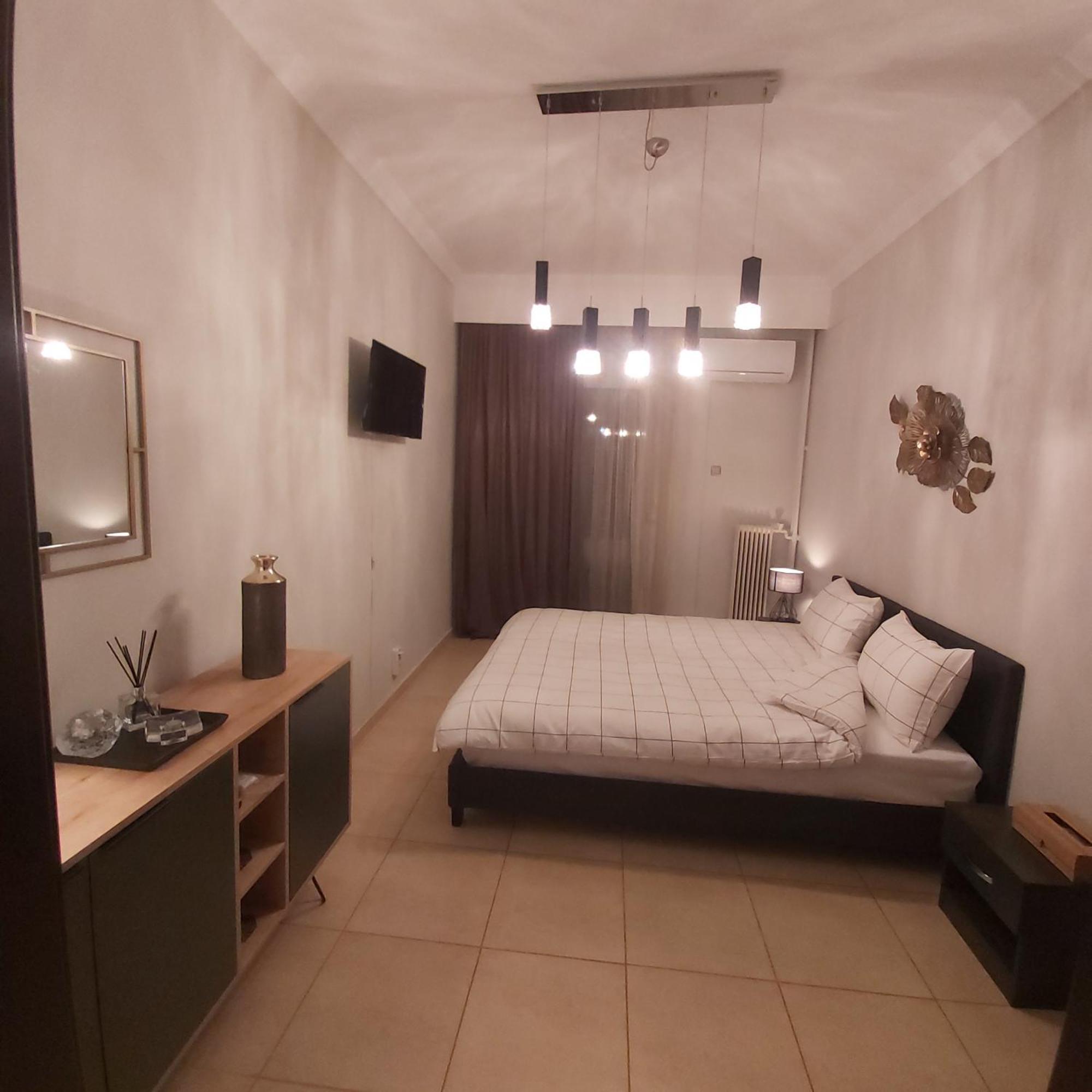 Vaggoula's Luxury 1 Apartment