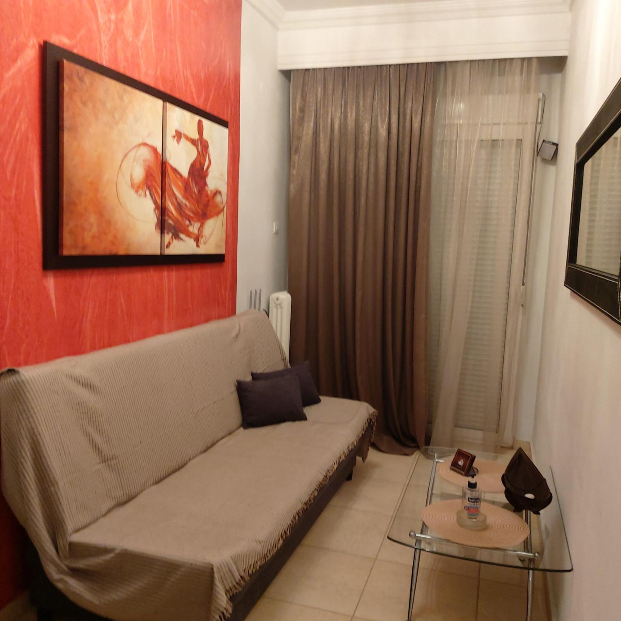 Vaggoula's Luxury 1