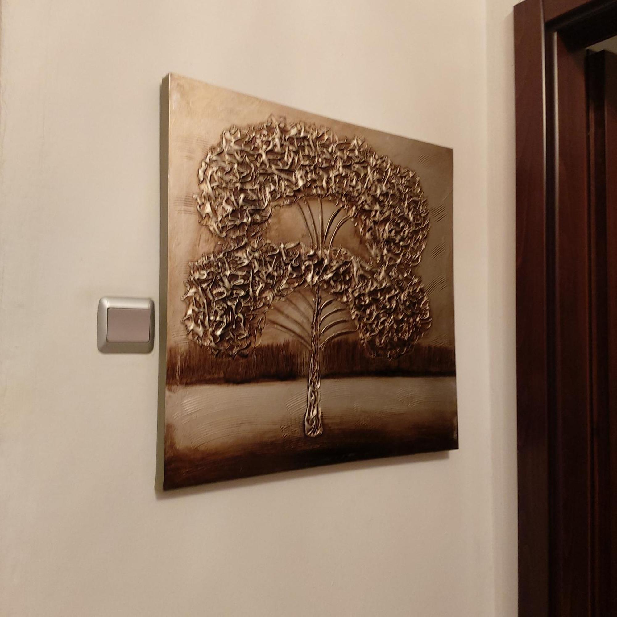 Vaggoula's Luxury 1
